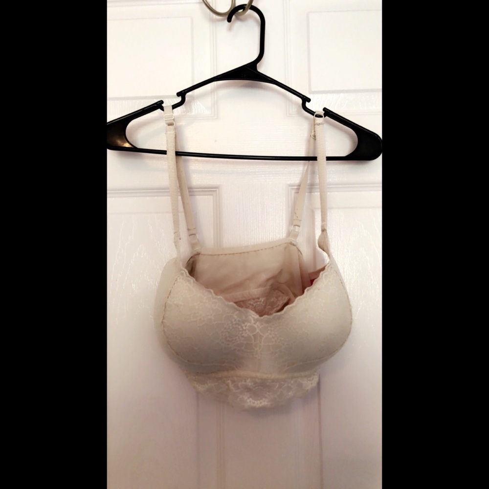EUC VS Pink Lace Bralette